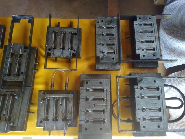 Moldes para injeção de cabos de ferramentas