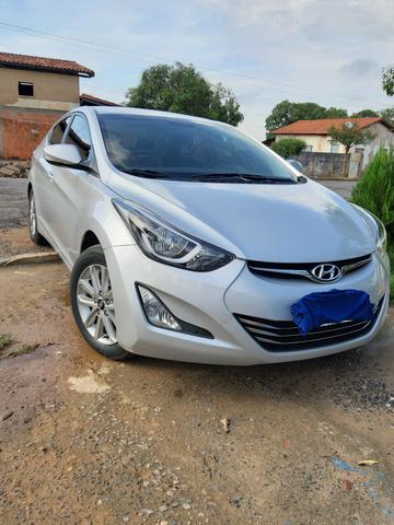 Elantra 2015 - Foto 12