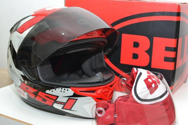 Capacete Bell RS-1 Kevlar® e Fibra de Vidro