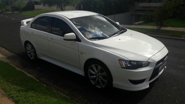 Mitsubishi Lancer EX com Cooler