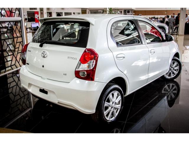 TOYOTA ETIOS 1.5 X PLUS 16V FLEX 4P 2019 - Foto 6