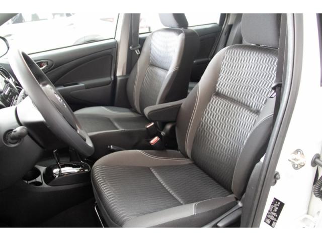 TOYOTA ETIOS 1.5 X PLUS 16V FLEX 4P 2019 - Foto 19