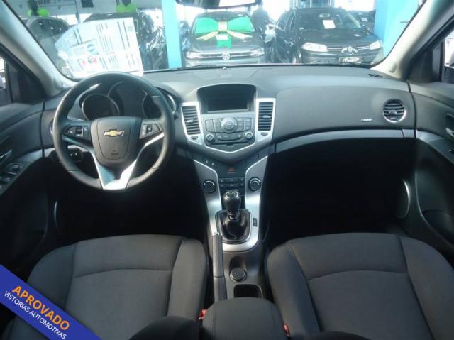 CHEVROLET CRUZE LT 1.8 4P FLEX MANUAL - Foto 10