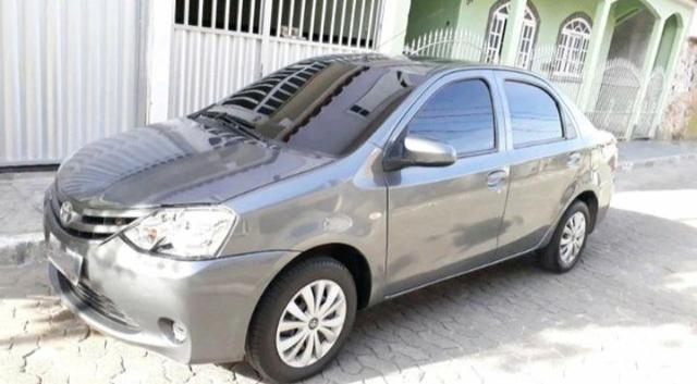 Toyota Etios Sedan 1.5X 14/15 Completo c/ GNV G5 - Foto 5