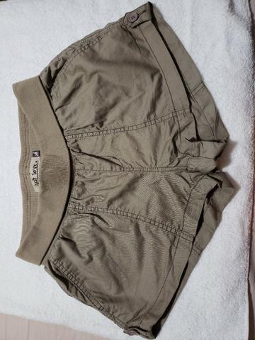 Short Cáqui Descolado