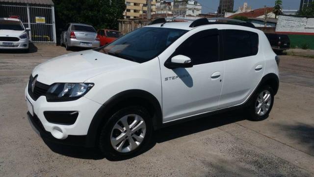 Sandero Stepway 1.6 2015 Branca - 04 Pneus Novos, Todas Revisões feitas na Concessionária