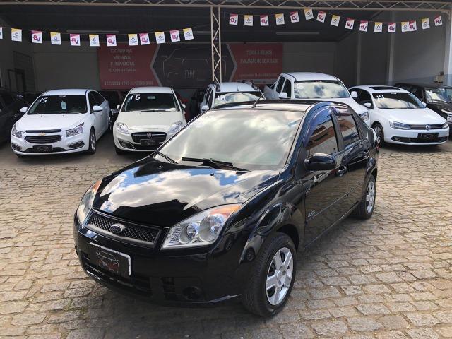 Ford Fiesta Sedan 1.0 Completo 2010 - Foto 2