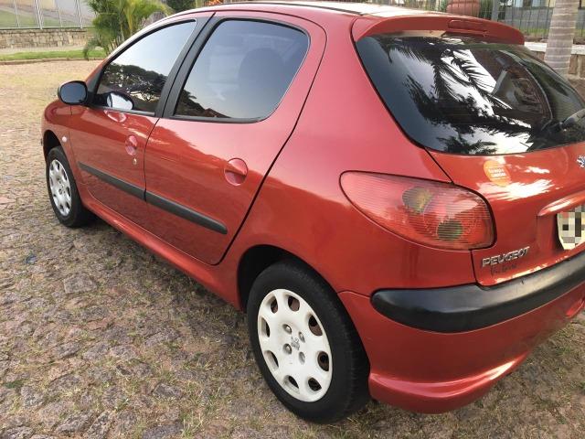 Peugeot 206 1.4 completo excelente carro - Foto 8