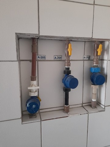 Vendo 1 quarto enorme e uma localização privilegiada em Piedade 100 metros do Mar - Foto 2
