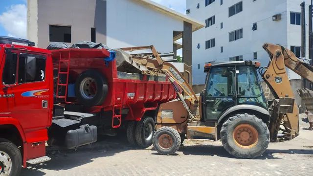 Aluguel retroescavadeira locação demolição  - Foto 3