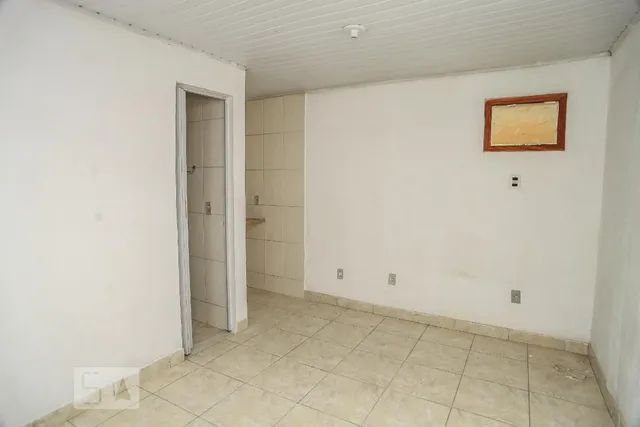 Apartamento para Aluguel - Taquara, 1 Quarto, 12 m2