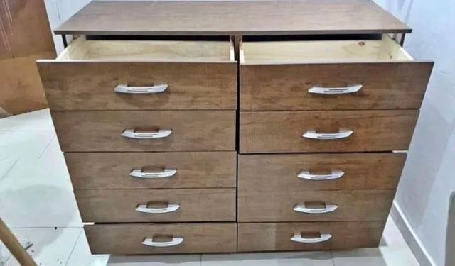 Vendo Cômoda 10 gavetas  - Foto 2