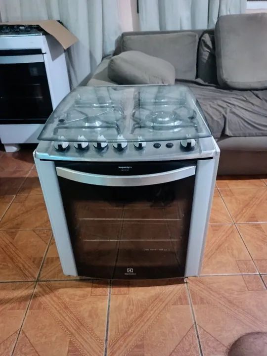 Fogão 4 Bocas de Embutir Electrolux Tripla Chama e Grill elétrico 