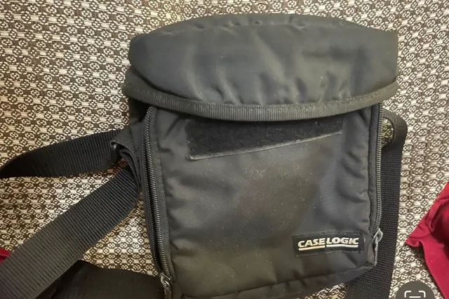 Bolsa acolchoada vintage Case Logic portátil CD player Walkman pacote com babá - Foto 4