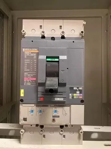 Disjuntor Tripolar 630A - Merlin Gerin Ns 630 H