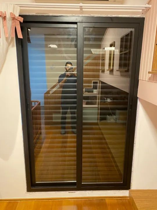 Porta balcão com veneziana  - Foto 3