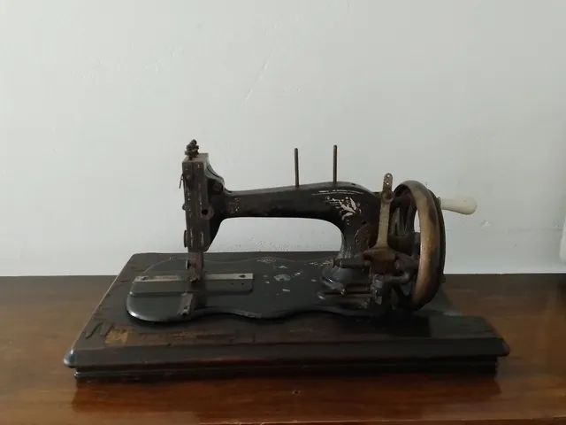 Maquina Costura Antiga