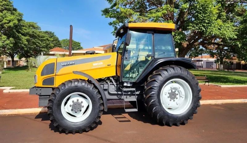 Trator Valtra BM 125i Ano 2013 - Foto 3