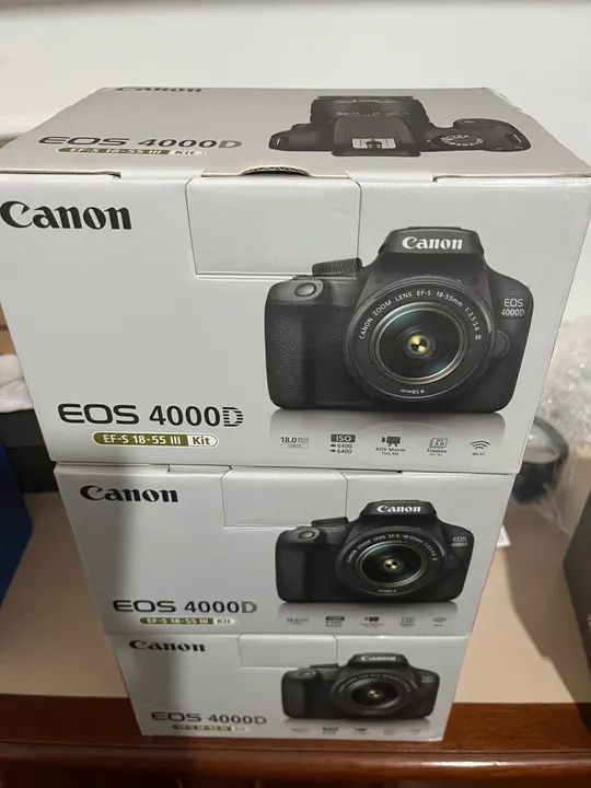 Câmera EOS Rebel T100 (4000D)c/ Lente EF-S 18-55mm f/3.5-5.6 III