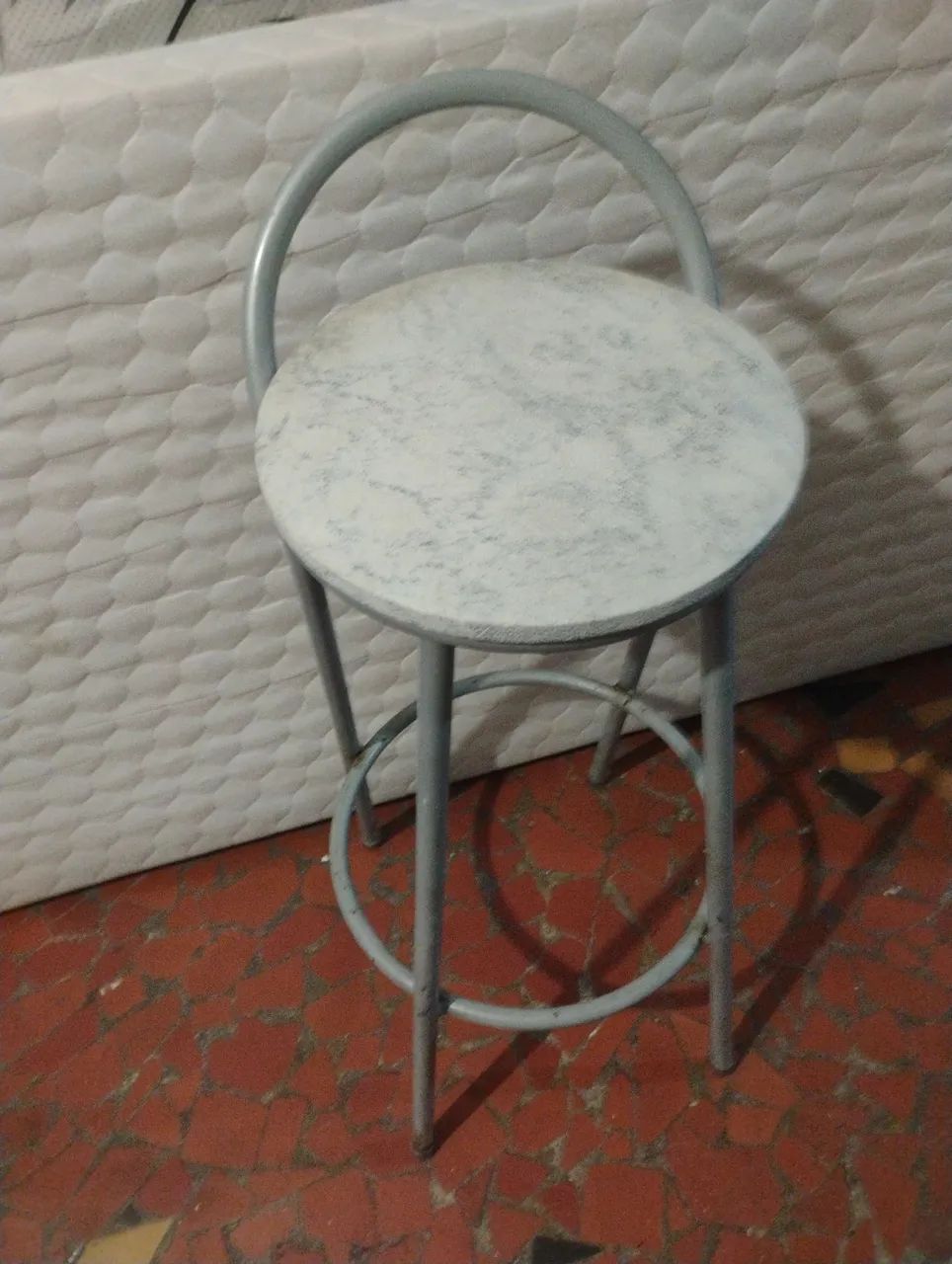 Banqueta Alta Cinza - Foto 5
