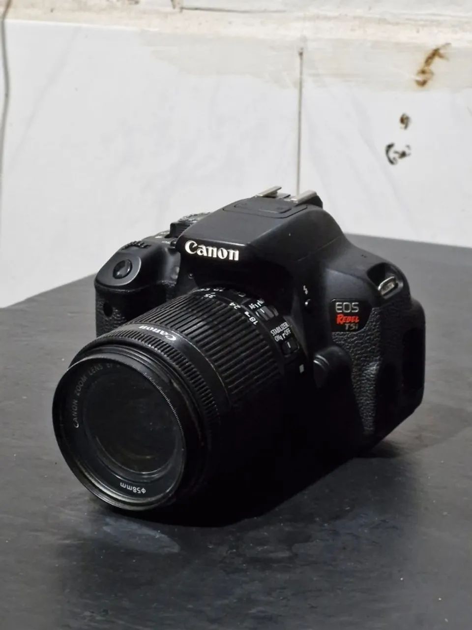 CAMERA CANON T5i