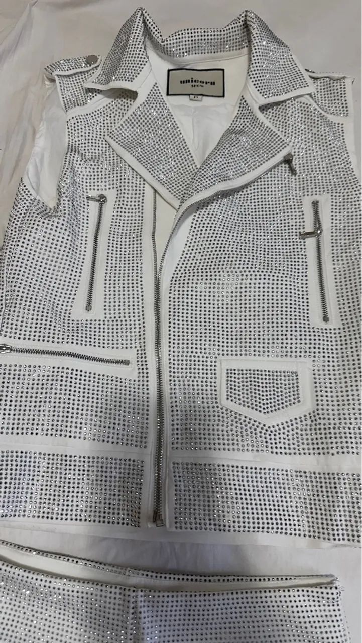 Conjunto com strass lindíssimo  - Foto 4