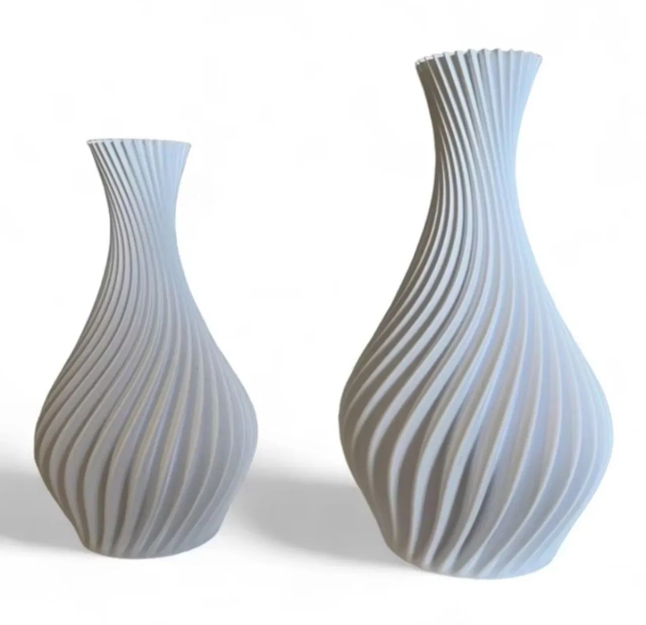 Par de Vasos Decorativos em Espiral 3D