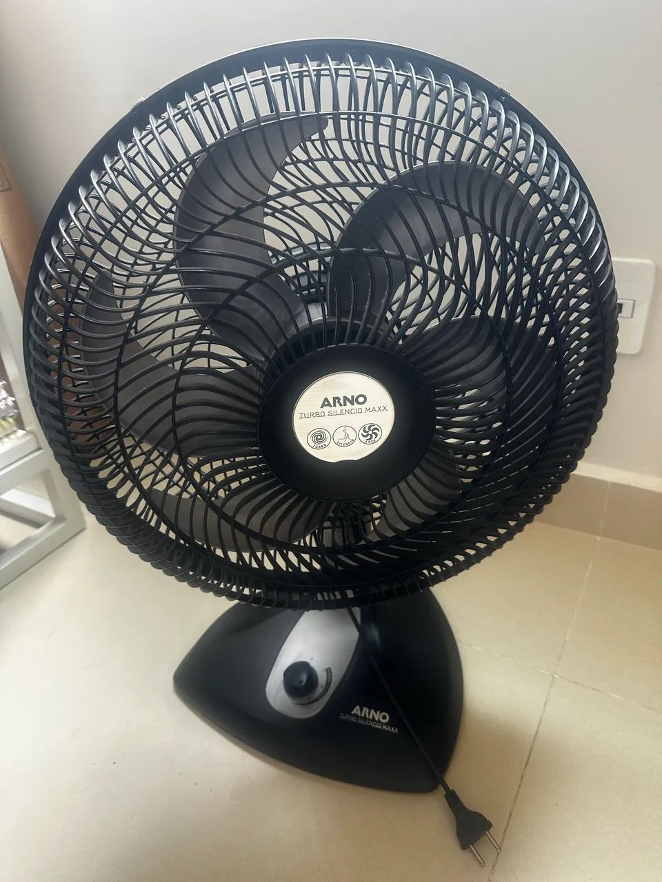 Ventilador de mesa (funcionando perfeitamente) - Foto 2