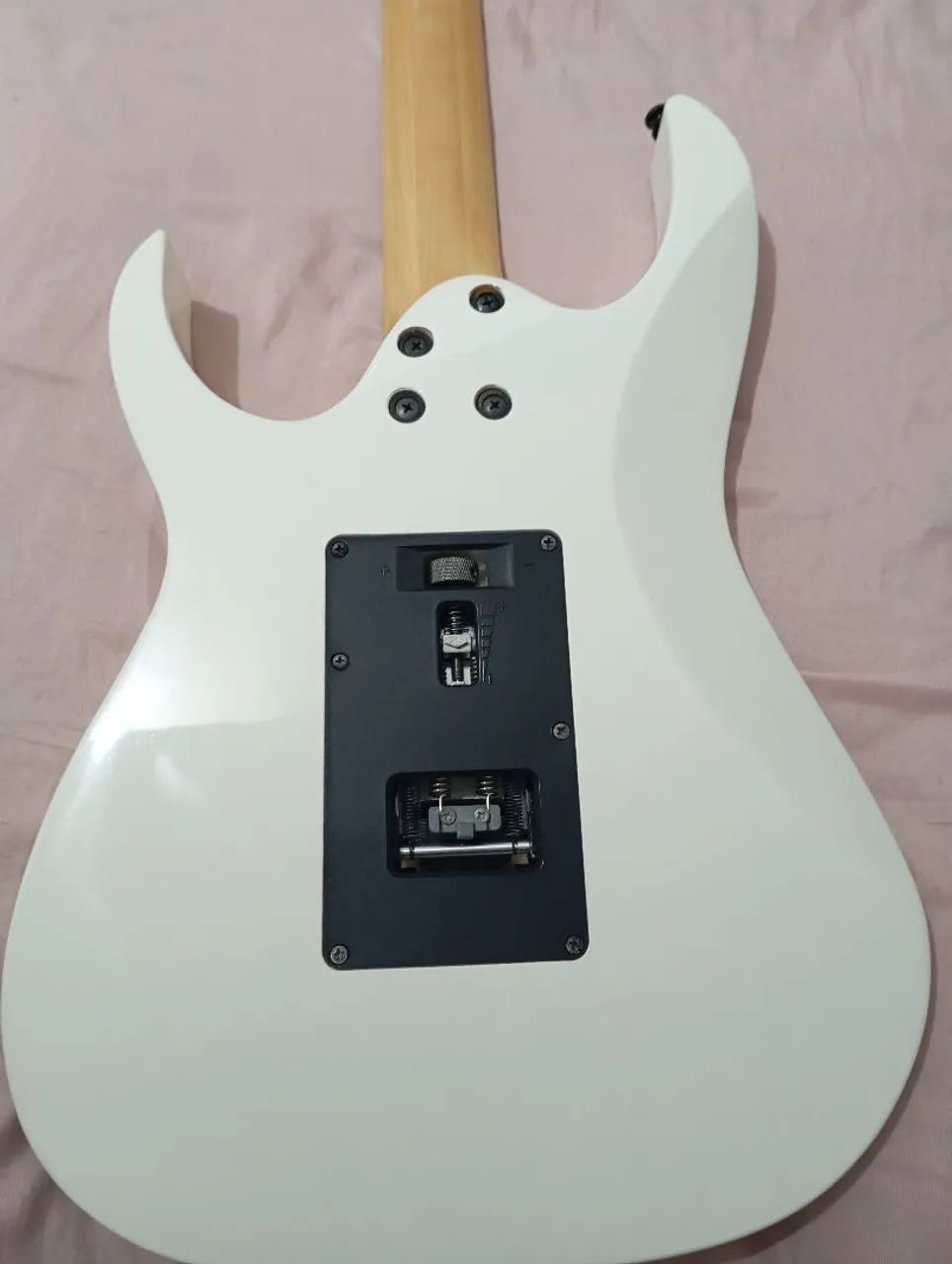 Ibanez RG 350DXZ, troco por guitarra de 7 cordas - Foto 4