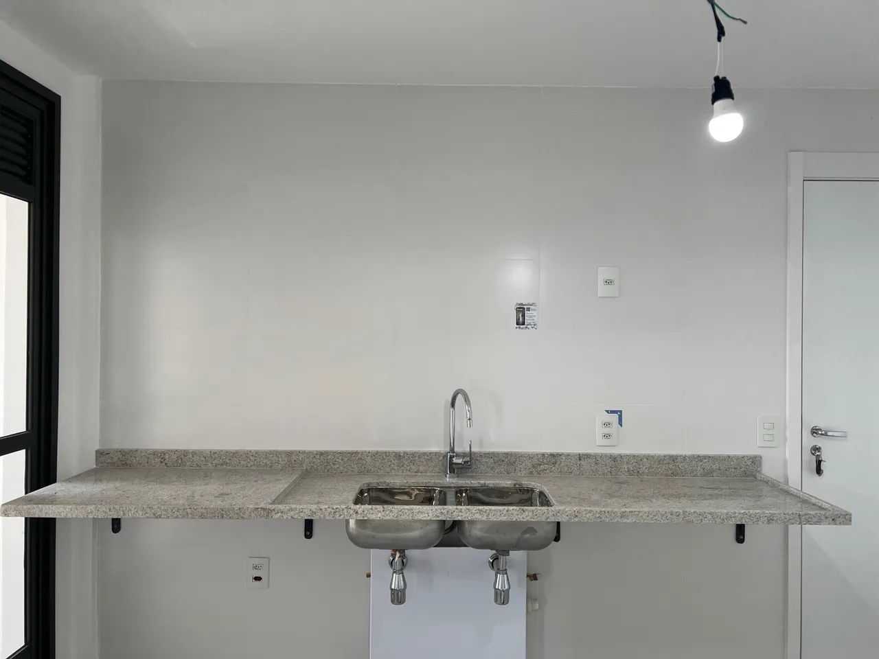 Pia em granito para cozinha - NOVA - Foto 2