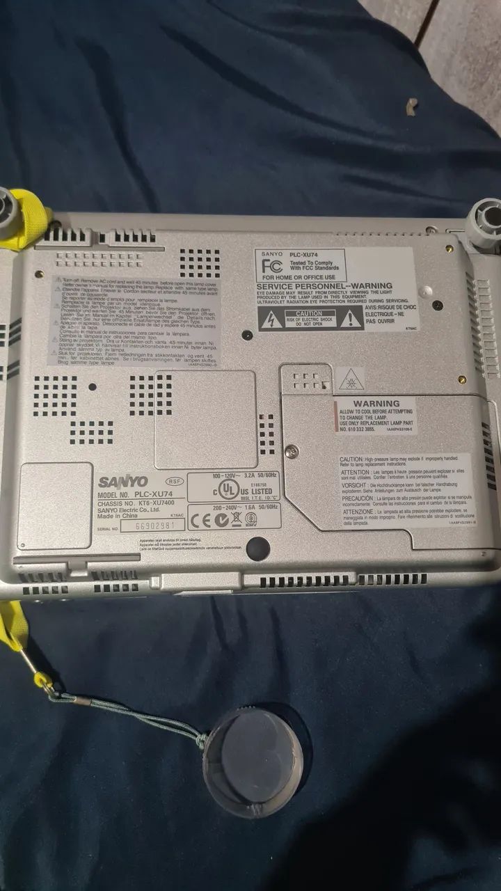 Projetor SANYO PLC-XU74 - Foto 3