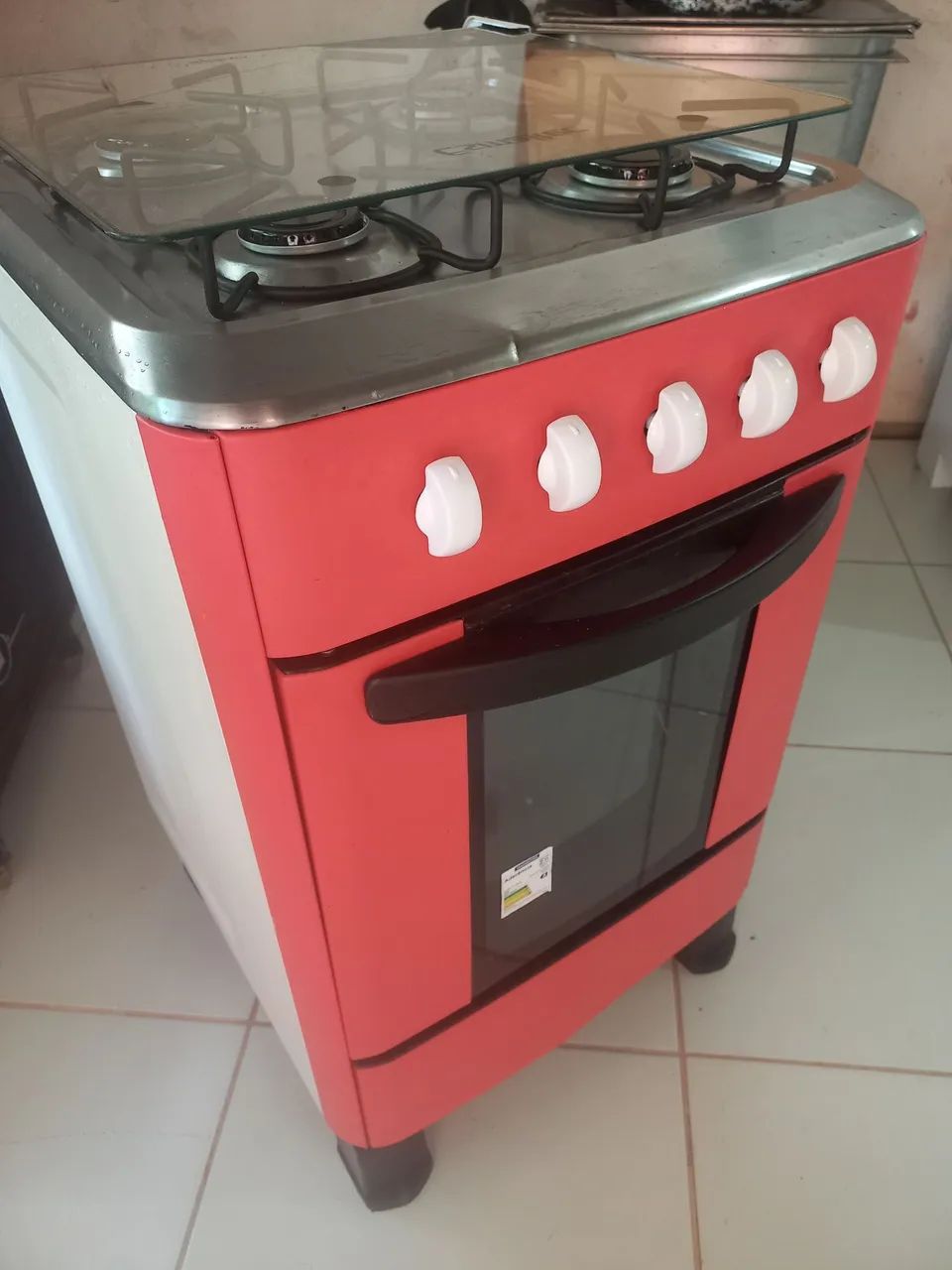 Fogão 4 Bocas Vermelho com Forno - Foto 2