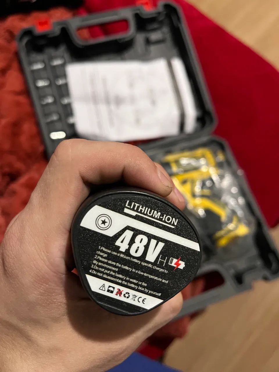 Parafusadeira 48V Potente - Maleta Completa! - Foto 2
