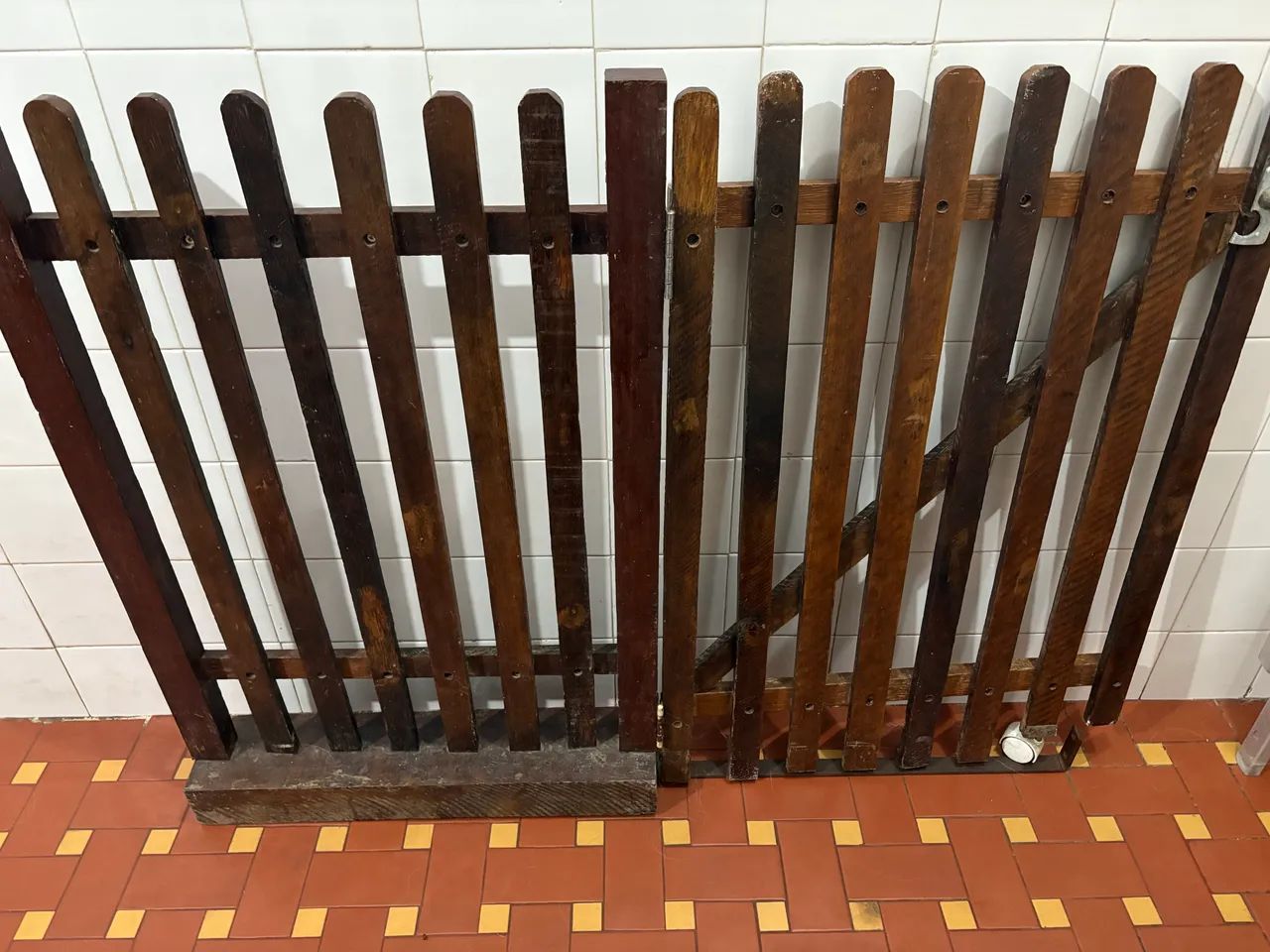 Dois cercados - Madeira 