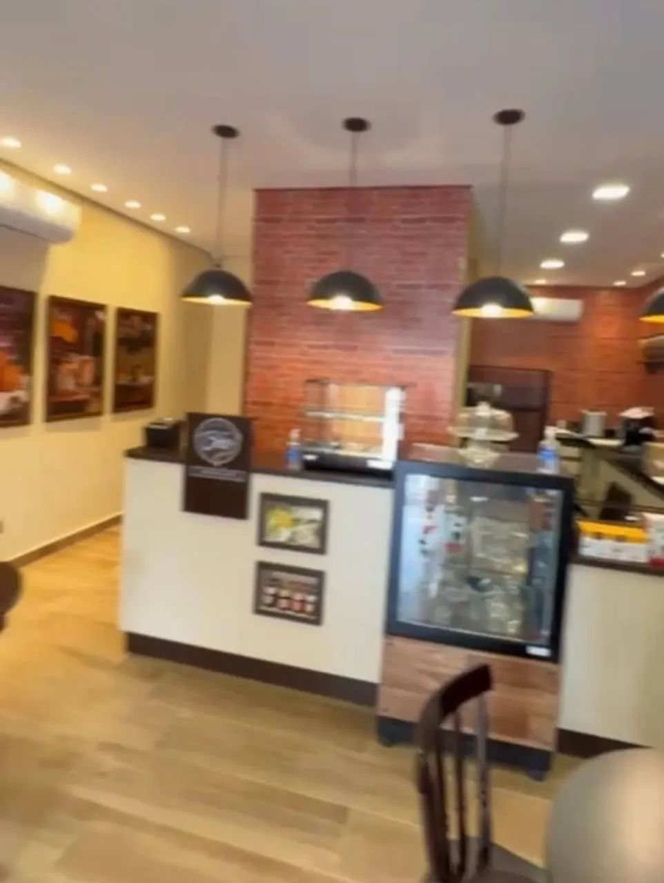 Vendo Tudo de restaurante cafeteria sorveteria 