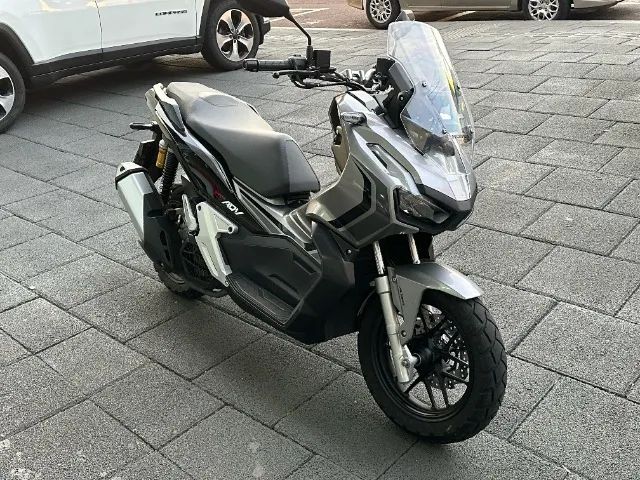Honda ADV 150 Scooter Automática 2023