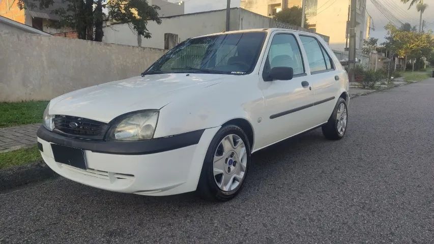 Fiesta Zetec Rocan ano 2001,*Não Aceito trocas* Leia o anúncio todo