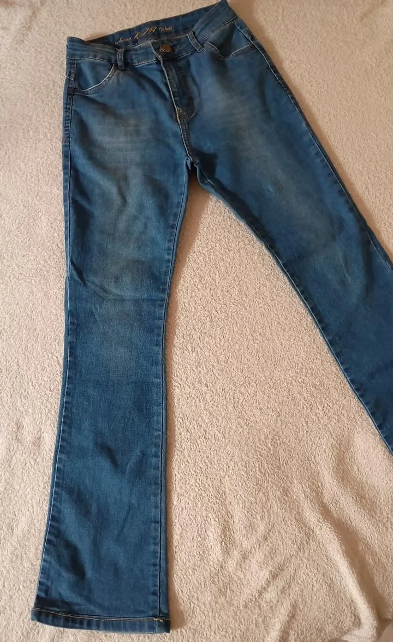 Calça Jeans Flare Azul - Tamanho M