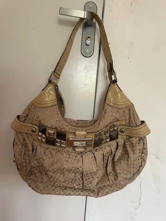 Bolsa Guess Bege Original Vintage Brecho - Foto 3