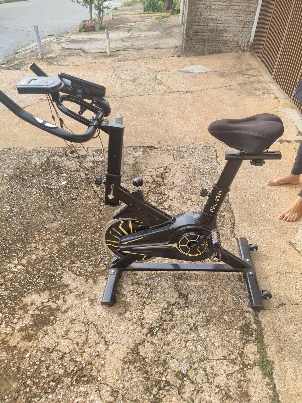Bicicleta ergometrica spinning. - Foto 6