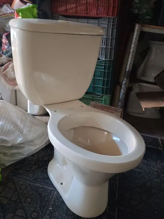 Vaso acoplado bege muito lindo borda larga - Foto 4