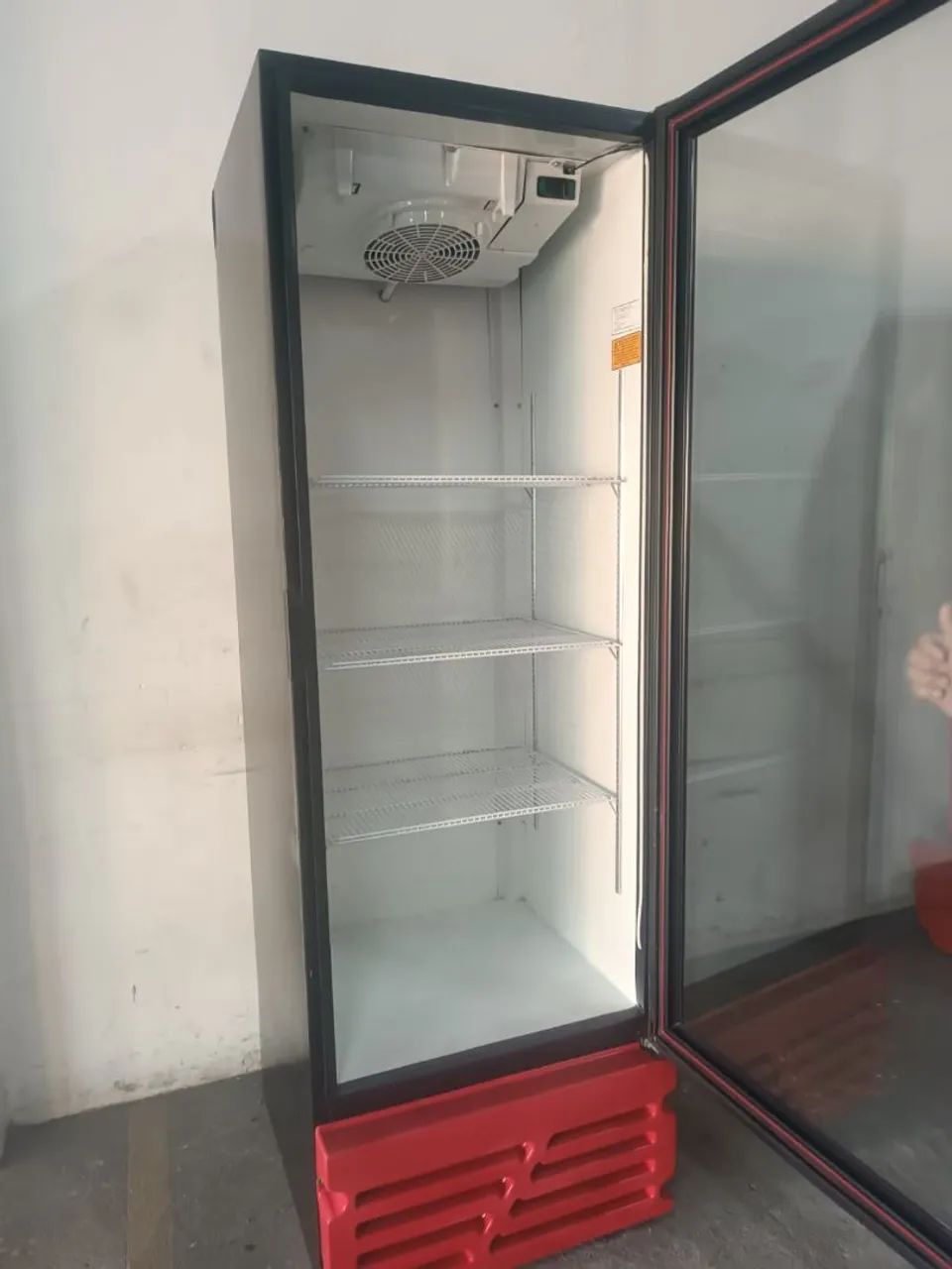 Geladeira expositora marca IMBERA 542 litros 110v funcionando perfeitamente - Foto 3