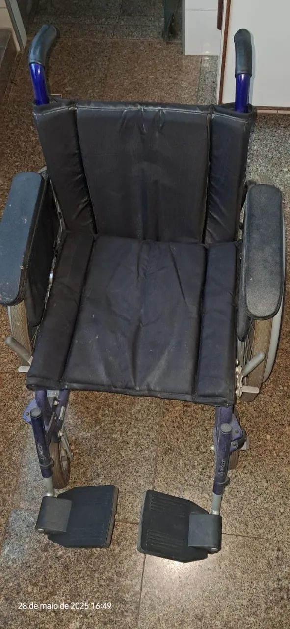 Cadeira de rodas Fredon - Foto 3