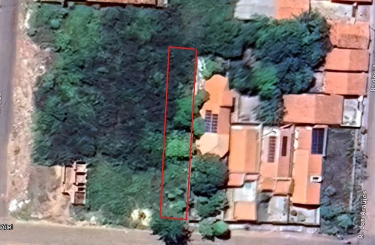 Terreno bem localizado com poço artesiano e fossa