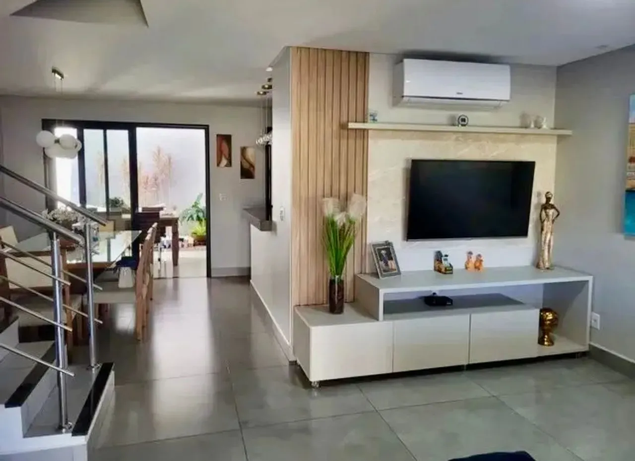 Oportunidade Casa em Condomínio Fechado - Jardim Atlântico