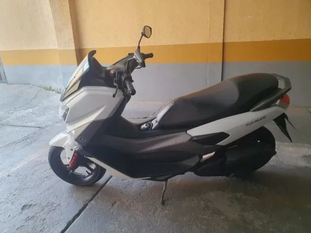 Yamaha NMax 160 - Impecável