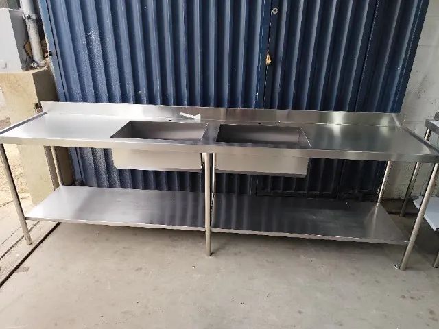 Pia Inox 2,80m com 2 bojos 60x40 reforçada 