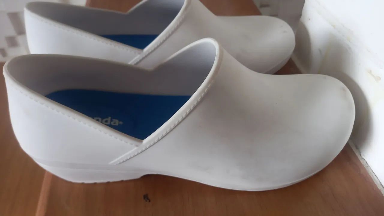 Sapatos pretos de segurança - Foto 3