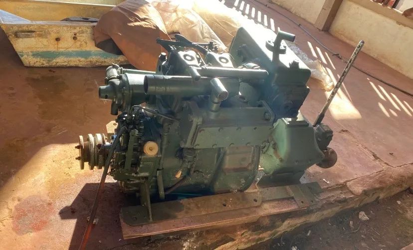 Motor MWM Diter Antigo aceito troca em um Bote de 7 metros  - Foto 3