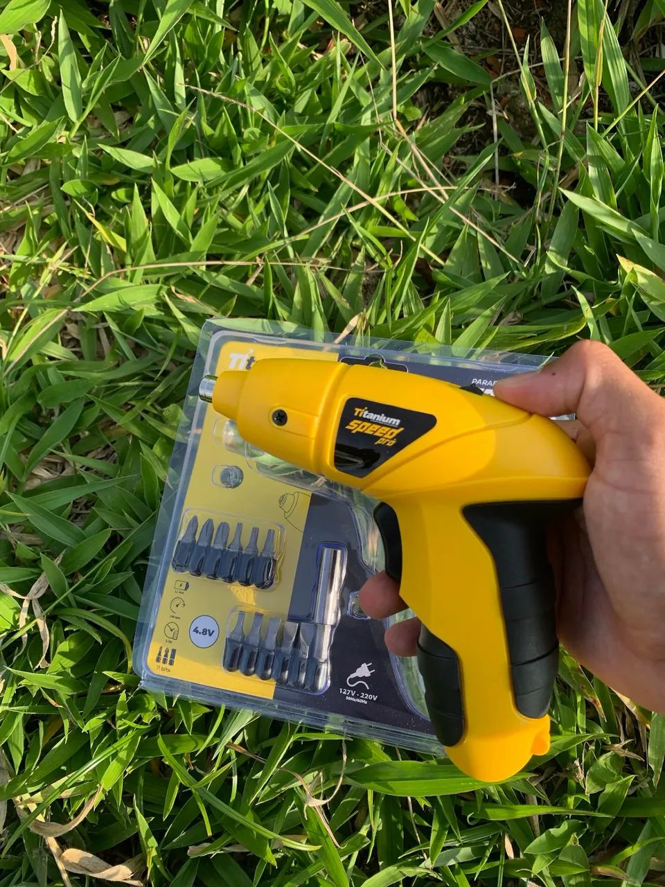 Parafusadeira Titanium64840847811841121